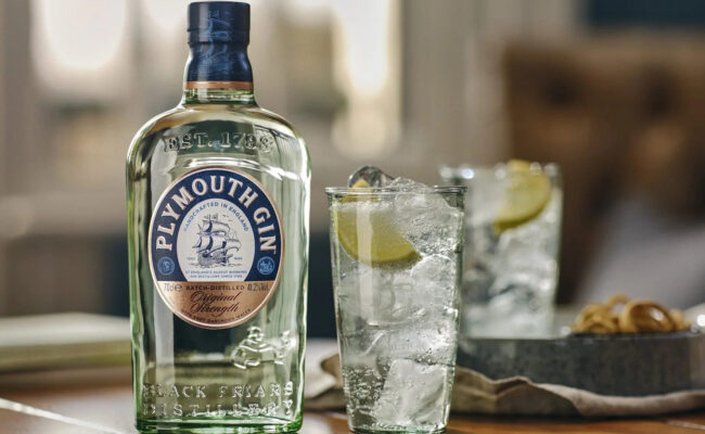 Plymouth Gin bottle and drinks