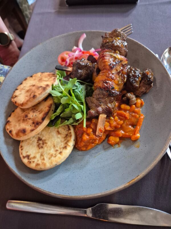 Evening meals at HOM