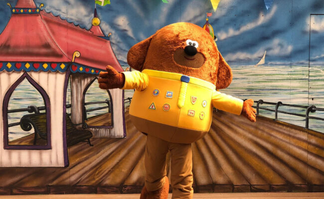Strike a pose with Duggee at Woodlands!