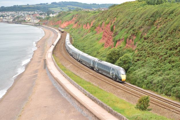 GWR train dawlish