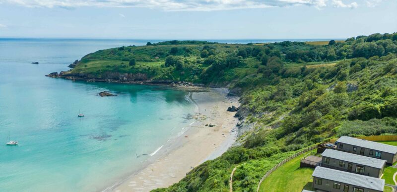 Riviera Bay Holiday Park sea view and accommodatin aerial shot