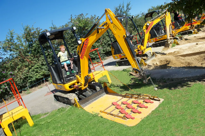 Diggerland Devon small digger ride