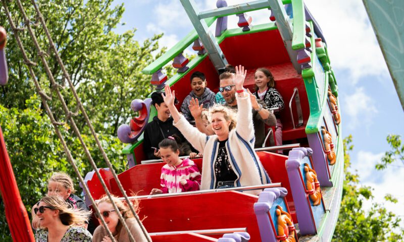 Swingship Woodlands family holiday park